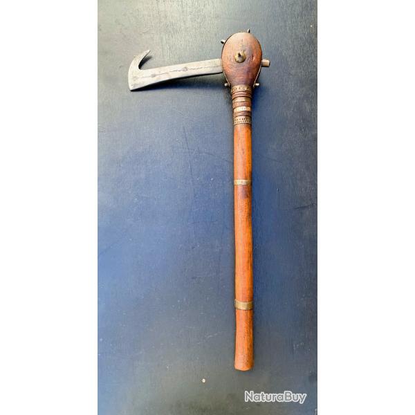 ANCIENNE HACHE TRADITIONNELLE MANDE, CIRCA 1920, REGION DU SAHEL SOUDAN, AFRIQUE OCCIDENTALE