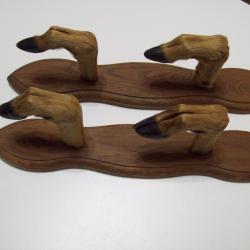 r&acirc;telier pour 2 fusils bois et pieds de chevreuil