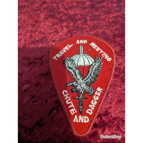 Patche militaire travel and meeting chute and dagger