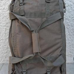 Grand sac de voyage militaire &agrave; roulettes