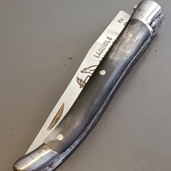 ANCIEN COUTEAU LAGUIOLE, ROSSIGNOL PARAPLUIE &Agrave; L'&Eacute;PREUVE, THIERS, XX&egrave;me, manche en corne, guilloch&eacute;