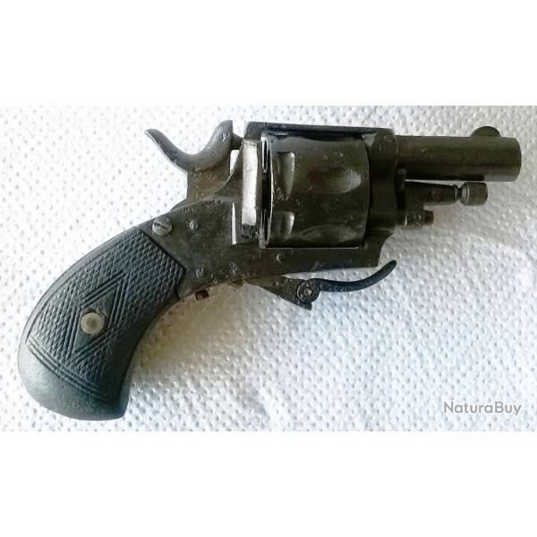 Petit Bulldog Cal 320