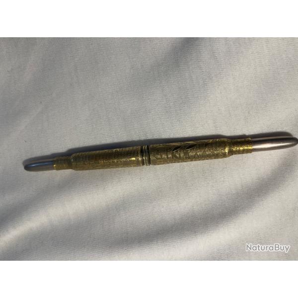 Objet d'arts militaires douilles neutralis�es laiton cisel�es soud�es entre elles