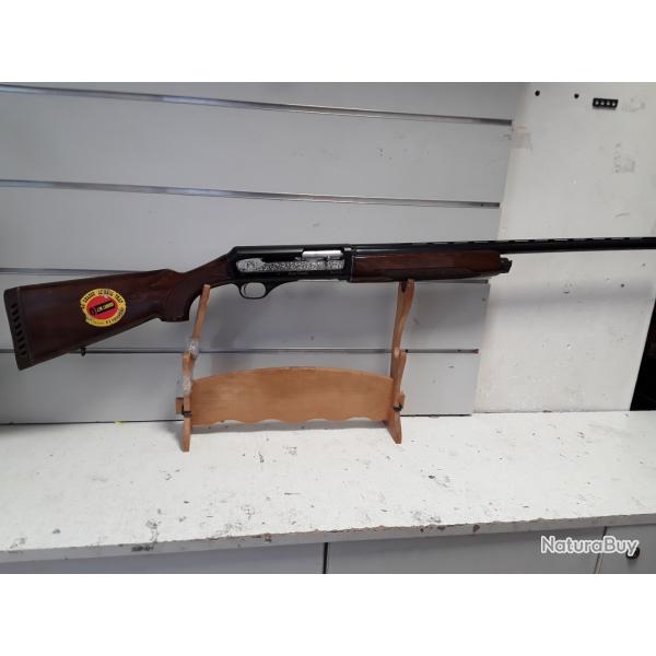 Fusil semi-automatique Franchi ASSO L cal.12/70 bois can.67cm