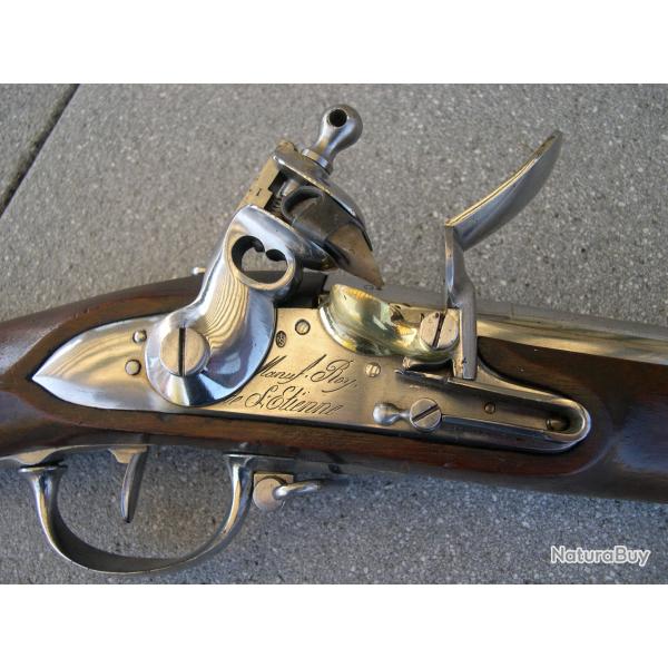 EXCEPTIONNEL ET RARE FUSIL DE VOLTIGEUR D'INFANTERIE mod�le  AN 9 , seconde restauration.