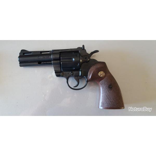 Revolver DENIX Python 357 Magnum