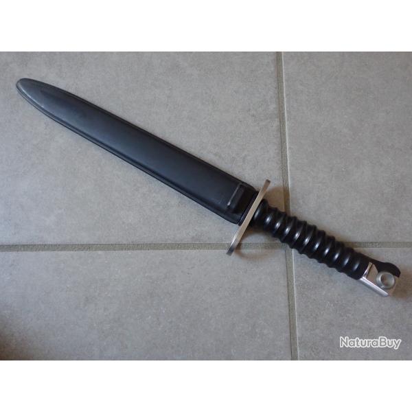 Baionnette FASS 57 � 5 chiffres seulement / Dague pour chasseur