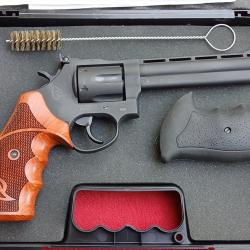 REVOLVER TAURUS 689 6'' BLACK MATTE 357MAG