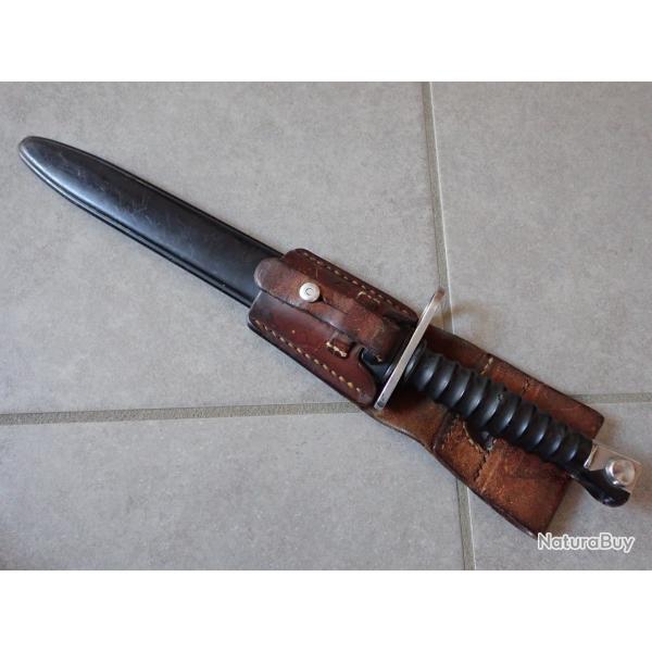 W 247667 Baionnette Suisse pour FASS 57 avec porte fourreau en cuir
