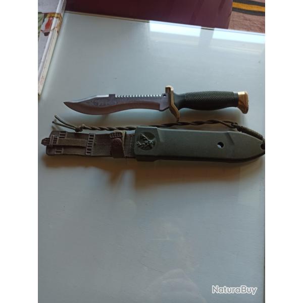 Couteau AITOR OSO BLANCO Ann�e 80