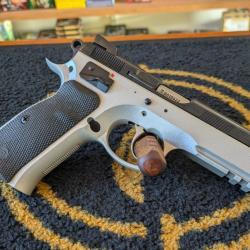 Pistolet cz 75 sp01 shadow cal 9x19