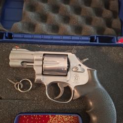 Revolver SMITH ET WESSON 686 2,5 pouces