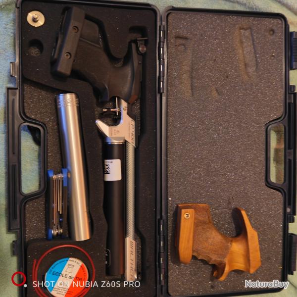 PISTOLET WALTHER LP 400