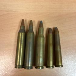Lot de 5 balles de petit calibre 222 17 remington et 22 Hornet.