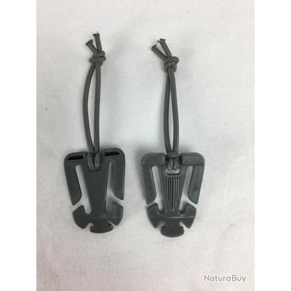 Attache sangle pour Camelbak