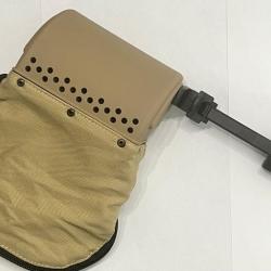 B&T r&eacute;cup&eacute;rateur de douille QD/QO polym&egrave;re - pour FN Herstal SCAR - couleur coyote tan BT-22310-CT