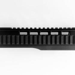 Garde-main B&T &agrave; 3 rails pour Mossberg 590. BT-21880