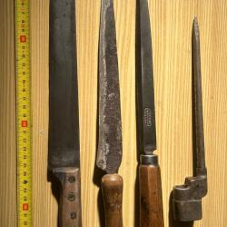 Lot couteaux divers et Trusson