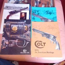 21 Revues et catalogues consacr&eacute;s aux COLT , 1 sur les Marlin , 1 sur S&W
