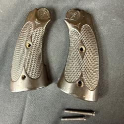 PLAQUETTES HARRINGTON RICHARDSON MOD&Egrave;LE 1er target 22L