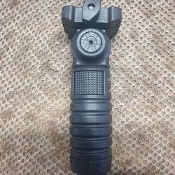 monopod pliant et r&eacute;glable en hauteur DLG TACTICAL avec fixation sur rail PICATINNY