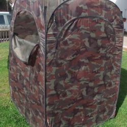 Hutteau ou poste d'aff&ucirc;t ( corneille, pigeon, chevreuil ... ) l&eacute;ger et pliable