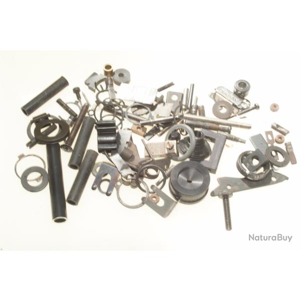 Lot fond de tiroir pi�ces vis�es