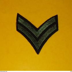 ARMEE AMERICAINE U.S : GALON DE CAPORAL POUR VESTE DE L'ARMEE AMERICAINE ,BON ETAT VOIR PHOTOS . POU
