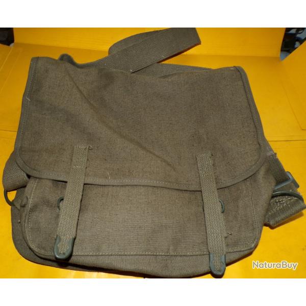 MUSETTE MILITAIRE DE 1962 ARMEE FRANCAISE PERIODE GUERRE ALGERIE SANS TAMPON DU FABICANT ET SANS DAT