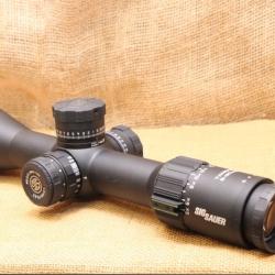 Lunette Sig Sauer TANGO 6 5-30x56 r&eacute;ticule DEV-L MOA