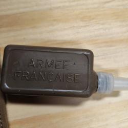 Burette d'huile arm&eacute;e fran&ccedil;aise