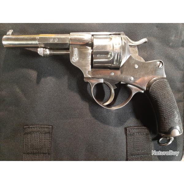 R�volver type 1873 de fabrication 1877