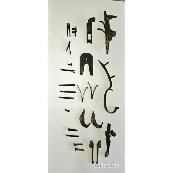 Lot de pi�ces - ARTISAN STEPHANOIS juxtapos� - Cal. 16/65