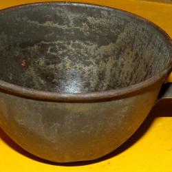 QUART MILITAIRE DE L'ARMEE FRANCAISE,MODELE ANCIEN 1914-1918, FABRICATION FRANCAISE , BON ETAT  VOIR