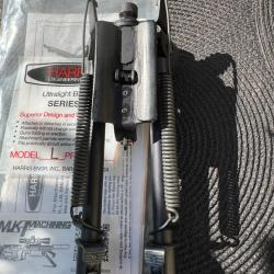 Bipied HARRIS mod. SL, &eacute;tat neuf.