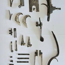 Lot de pi&egrave;ces - ARTISAN FRANCAIS juxtapos&eacute; - Cal. 16/65