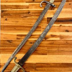 LOT MILITARIA XIXe - Sabre briquet + ba&iuml;onnette Chassepot (avec fourreau)