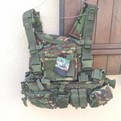 Gilet tactique DEFCON 5 syst&egrave;me molle porte plaques.
