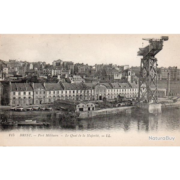 Carte Postale Brest Port Militaire Le Quai de la Majorit� -N�7614