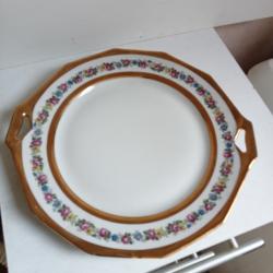 plat  en porcelaine d'art dor&eacute; J.R  France  diam&egrave;tre 26,5 cm