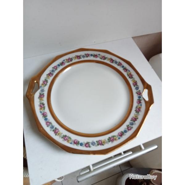plat  en porcelaine d'art dor� J.R  France  diam�tre 26,5 cm