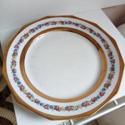 grand plat en porcelaine d'art dor&eacute; J.R  France  diam&egrave;tre 29 cm