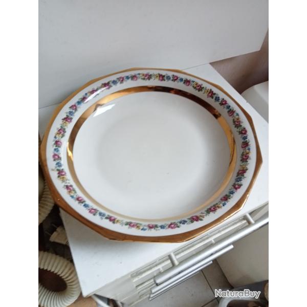 grand plat a soupe  en porcelaine d'art dor� J.R  France diam�tre 28,8 cm