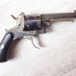 Revolver calibre 320 dans le style Lefaucheux