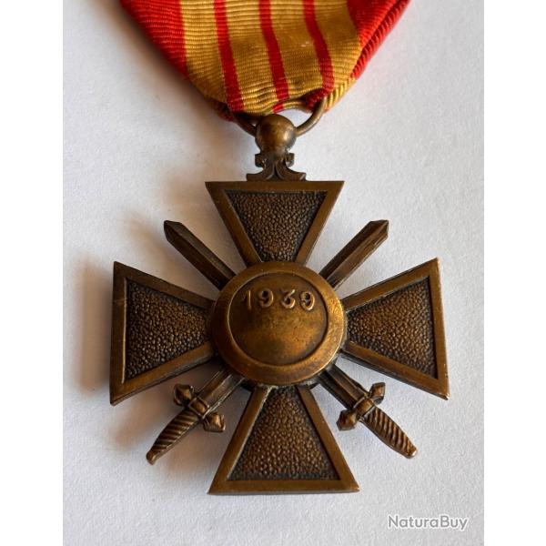 Rare variante croix de guerre 1939 m�daille d�coration