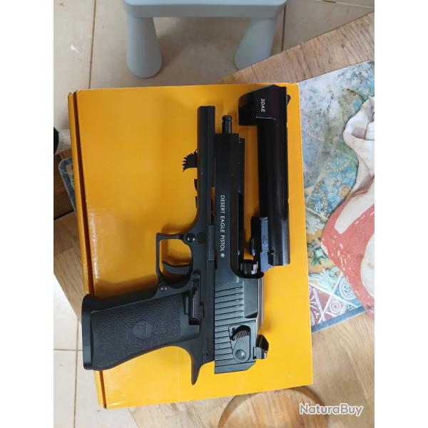Deseart eagle 6 mm co2 cal. 6mm. Airsoft marquage et crose sigleDeasart eagle