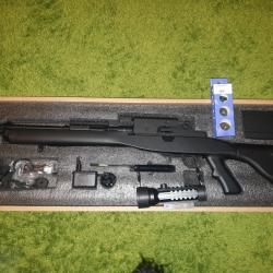 Cyma M14 DMR mod&egrave;le CM032D en couleur noir