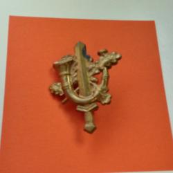 insigne &agrave; chapeau