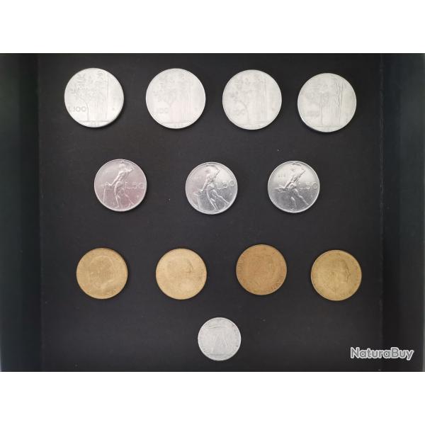 Lot de 12 pi�ces italiennes anciennes