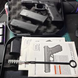 Glock 17 gen 3 + 2 chargeurs + valise + chargette ...